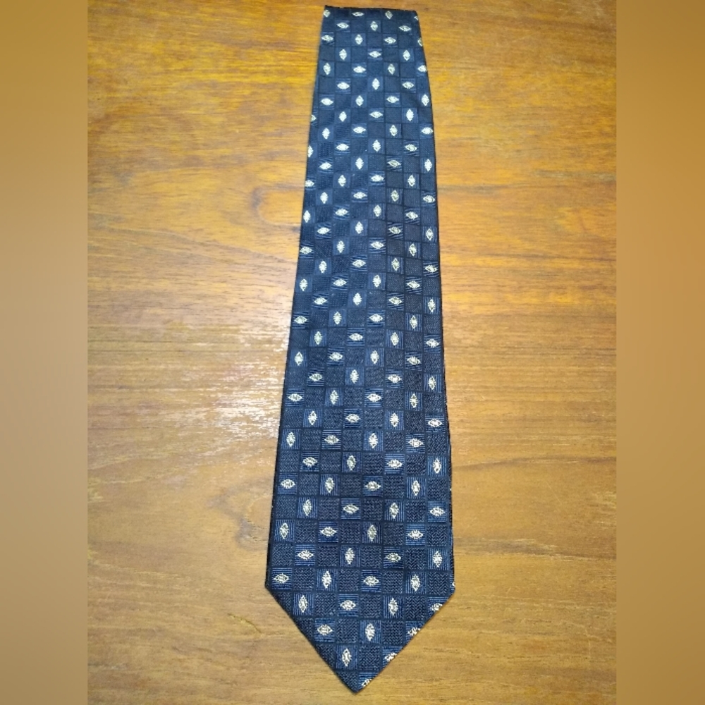 Giorgio Armani Tie; Blue, Grey & Gold Pattern; 100% Silk, Made in Italy - Picture 2 of 6